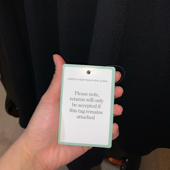 Giambattista Valli Fluted crepe midi skirt - Picture 7 of 8